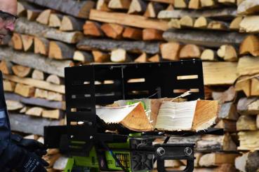 Zipper Holzspalter inkl Untergestell ZI-HS7TU